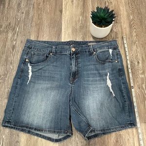 Seven Melissa McCarthy Jean Shorts 20W Plus